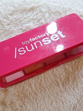 Toy Factory Sunset Blush Palette - Pink